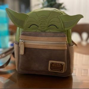 Yoda loungefly